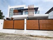 MODERN ELEGANT SINGLE DETACHED HOUSE AND LOT IN BF HOMES...