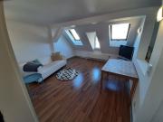 Modern equipped 3 room apartment in central and quiet...