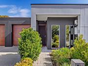 Modern Executive Residence in a Tightly Held Locale with...