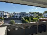 MODERN & FAMILIENFREUNDLICH MIT GROßER LOGGIA