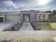Modern Family Home in Family Friendly Location