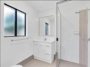 Modern Family Home in Sought After Bentley Park