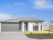 MODERN FAMILY HOME IN THE HEART OF VASSE