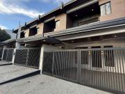 Modern Family Home Near Schools, Hospitals & Major Malls...