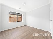 Modern Family Living in Clyde North