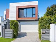 Modern Family Living in Prestigious TSS Precinct Fully...
