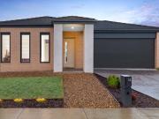 Modern Family Living in Prime Winter Valley Location