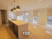 Modern Family Living in Selandra Rise