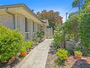 MODERN FAMILY LIVING IN THE HEART OF TENAMBIT