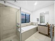 Modern Family Living with Exceptional Outdoor Entertaining