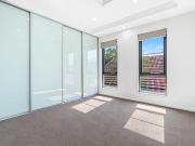 Modern Family Sanctuary in the Heart of Brighton Le Sands