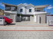 Modern First Floor Apartment with Private Balcony