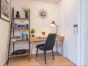 Modern Fully Furnished 1 Bedroom + Study in the Heart of...