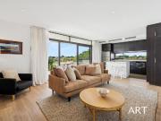 MODERN FULLY FURNISHED APARTMENT, MINUTES FROM THE CBD