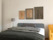 Modern, fully furnished business apartment in downtown...