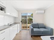 MODERN, FULLY FURNISHED, GROUND FLOOR STUDIO APARTMENT