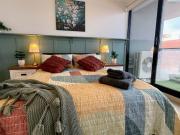 Modern, Fully Furnished Inner‑City Living