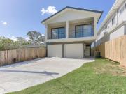 MODERN, FULLY FURNISHED, STUDIO APARTMENT