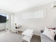 MODERN, FULLY FURNISHED, STUDIO APARTMENT