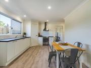 MODERN FULLY FURNISHED STUDIOS – BILLS INCLUDED