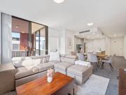 Modern FULLY FURNISHED two bed apartment in the center...