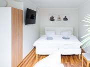 Modern furnished apartment for 4 persons directly at the...