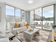 Modern Ground Floor Apartment In Walk To Everything Locale