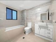 Modern Ground Floor Unit in Prime Location