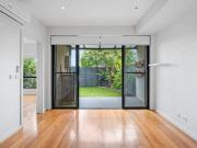 Modern Ground Floor Unit in Prime Reservoir Location