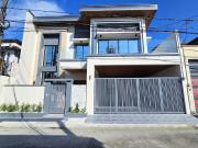 MODERN HIGH CEILING SINGLE ATTACHED HOUSE AND LOT IN BF...