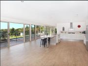 Modern Hinterland Retreat with Space to Breathe