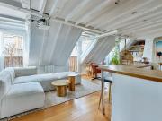 Modern home in le Marais great view!