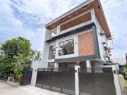Modern Home with Mountain and City View For Sale in...
