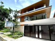 Modern House and Lot for Sale at White Plains, Quezon...