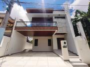 Modern House and Lot for Sale in Munitnlupa Brandnew...