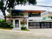 Modern House For Sale in Ayala Heights, Quezon City,...
