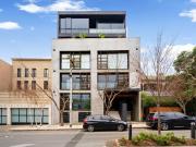 Modern Inner City Living in the Heart of St Kilda