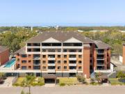 Modern Lifestyle with Escarpment Views