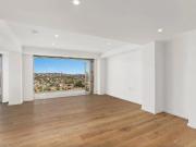 Modern, Light filled and Spacious 3 Bedroom Apartment...