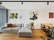 Modern Living By The Yarra
