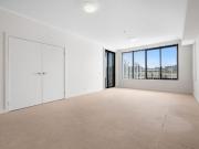 Modern Living in a Prime Location 6 MONTH Lease