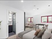 Modern & Low Maintenance