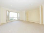 Modern & Low Maintenance 3 Bedroom Home in Prime Glen...