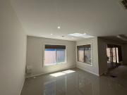 Modern & Low Maintenance Townhouse