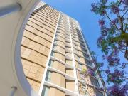 Modern & Luxury 2 Bed 2 Bath 1 Car space Apartment for Lease