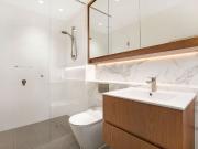 Modern Luxury Apartment in Newmarket Residences