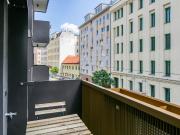 Modern Mariahilf 1BR w/ Elevator, Balcony, near U4 & U6,...