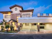 Modern Mediterranean Grandeur: A Home of Prestige &...