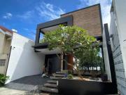 Modern Minimalist 5 Bedroom House For Rent in...