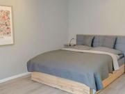 Modern möblierte 1 Zimmer Wohnung mit Einbauküche in... Modern möblierte 1 Zimmer Wohnung mit Einbauküche in...